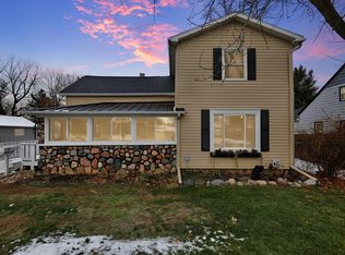 726 Riverside Dr, Portland, MI 48875