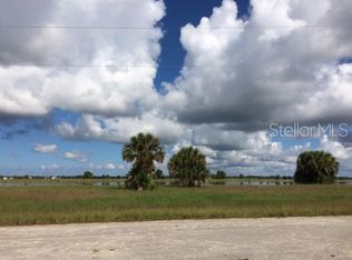 37 Carnation Dr, Placida, FL 33946