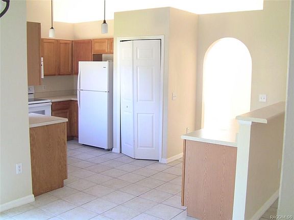 3rd image of 3919 W Galleon St