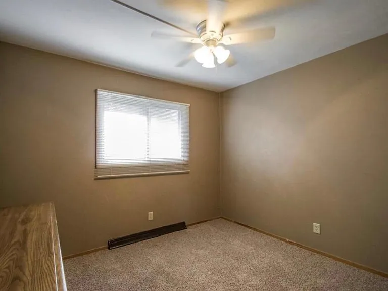 1222 N Ironwood Dr — Photo 12