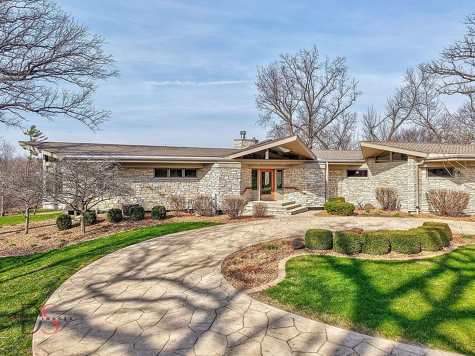 1st image of 2778 E 1779th Rd