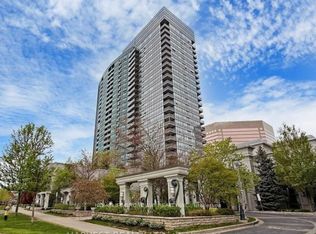25 Greenview Ave #1720, Toronto, ON M2M 0A5