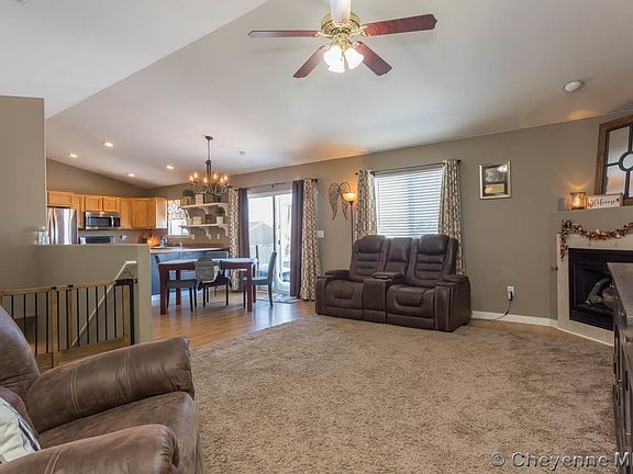 3rd image of 1602 Ragtime Dr