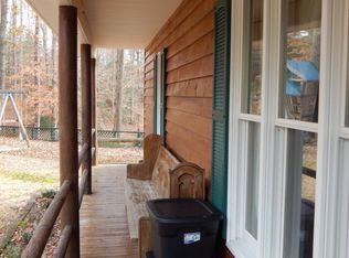562 Southside Ln #E, Dunnsville, VA 22454