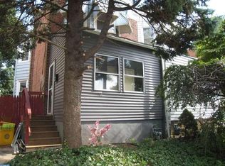 214 Pusey Ave, Collingdale, PA 19023