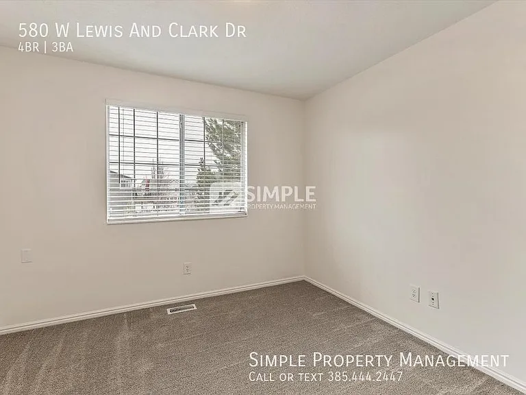580 W Lewis And Clark Dr — Photo 20