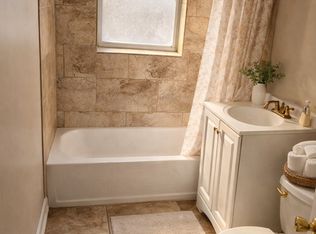 936 W 74th St #2W, Chicago, IL 60621