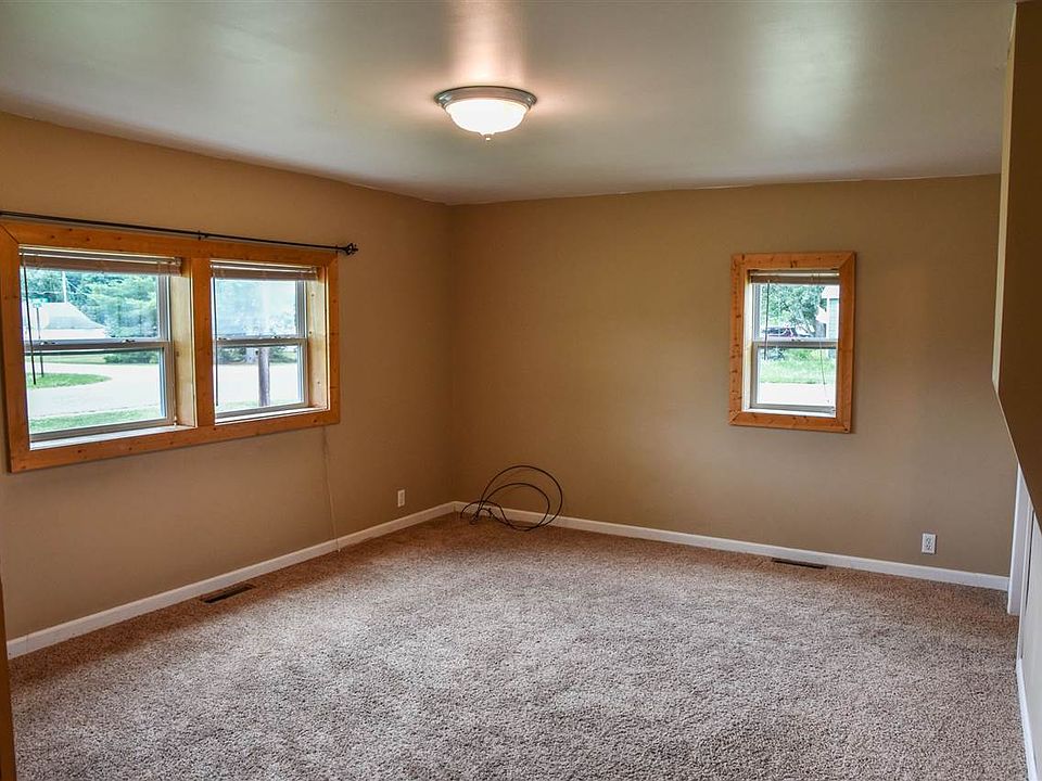 6151 W State St, Pellston, MI 49769 Zillow