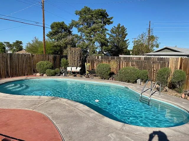 8646 E Wilshire Dr — Photo 3