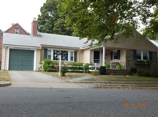 49 Carlson Cir, West Roxbury, MA 02132