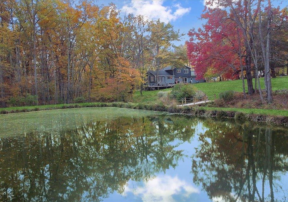 1st image of 232 S Smith Road