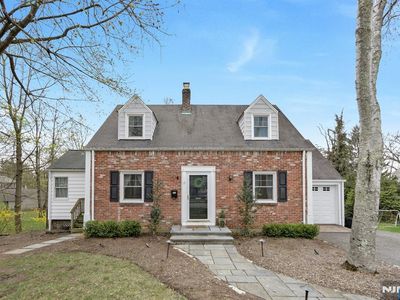 19 Linwood Ave, Midland Park, NJ, 07432