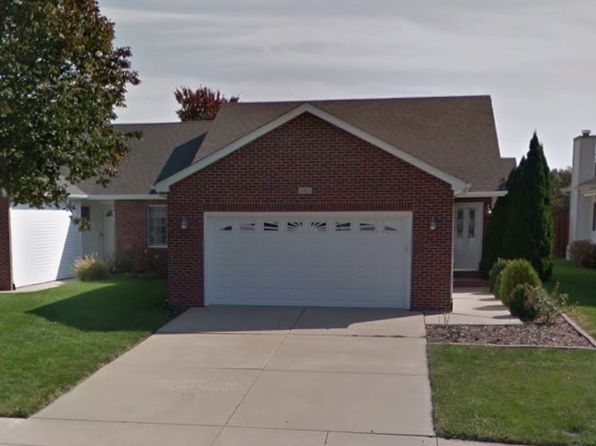 2802 Cronin Dr