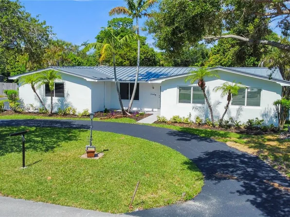 17640 SW 84th Ct, Palmetto Bay, FL 33157