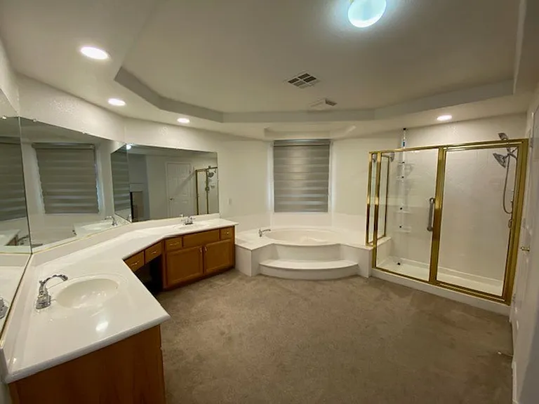 9121 Teal Lake Ct — Photo 15