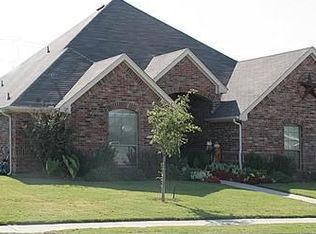 500 Hummingbird Trl, Crowley, TX 76036