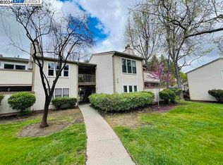 385 Camelback Rd #23, Pleasant hill, CA 94523