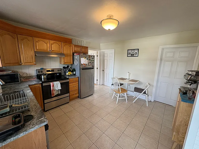 3 Carlisle St #3 — Photo 6