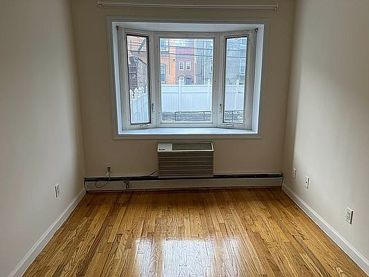 4th image of 23-30 Broadway #1A