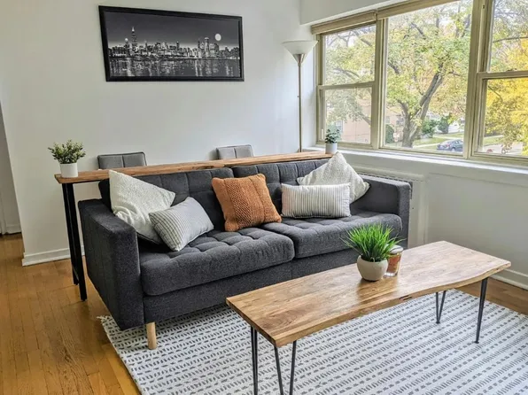 203 Custer Ave APT 2, Evanston, IL 60202