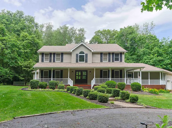 20373 Kern Rd, South Bend, IN 46614