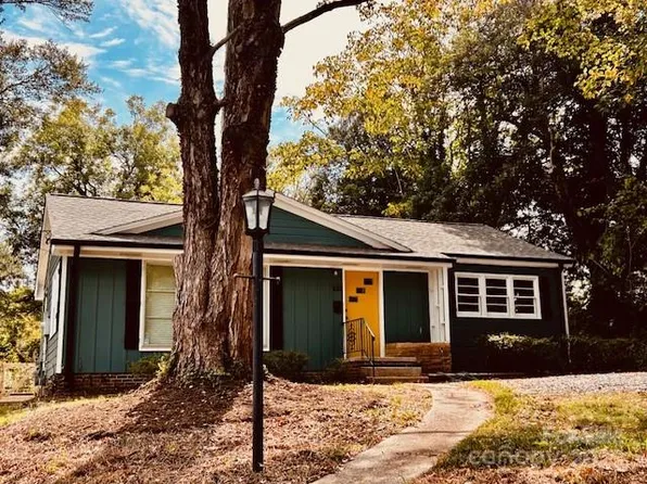 521 6th Ave SW, Hickory, NC 28602