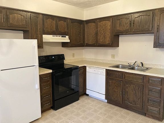 2nd image of 1802 W 38th St #17789100