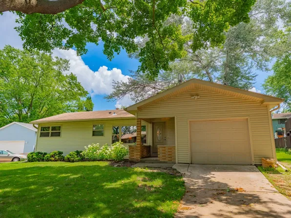 3505 Portage Rd, Madison, WI 53704