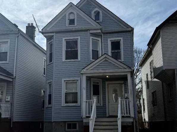 33 Dodd St, East Orange City, NJ 07017