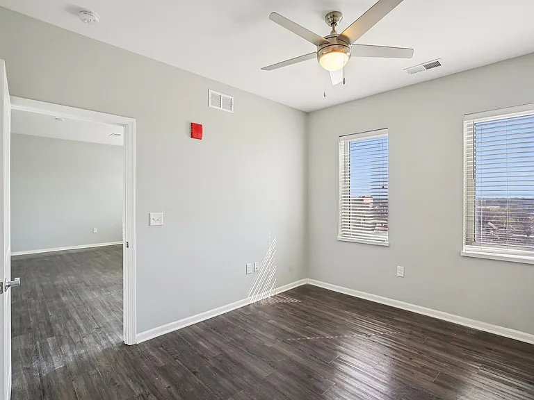 Midtown Plaza — Photo 94