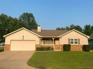 242 N Winterset St, Wichita, KS 67212