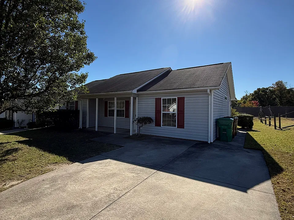2461 Shadow Valley Rd