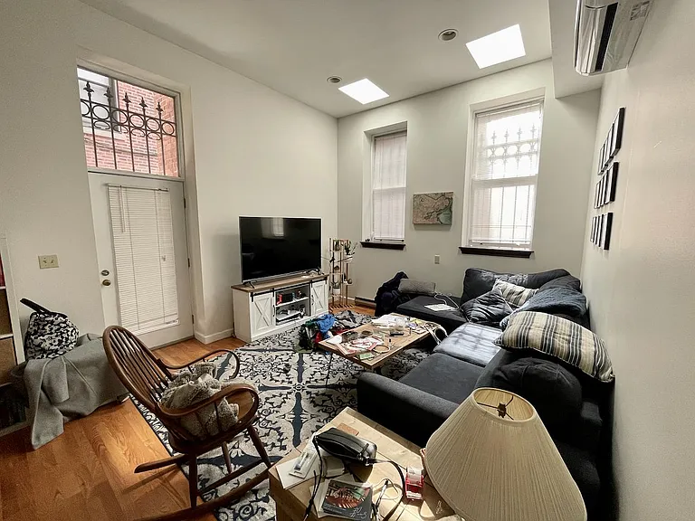 42 Saint Botolph St #1C — Photo 4