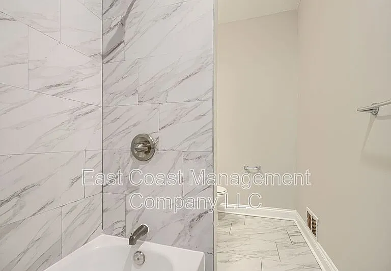 1530 N Rosedale St — Photo 20