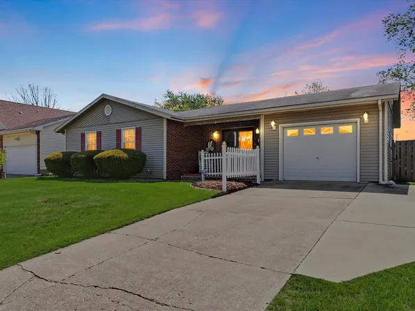 621 Broadmeadow Rd, Rantoul, IL 61866