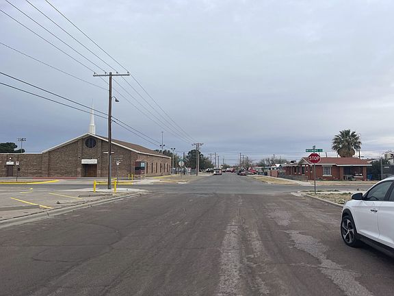4th image of 715 N Luna St