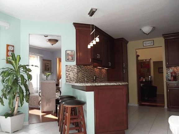 2nd image of 1238 Woodcrest Ct