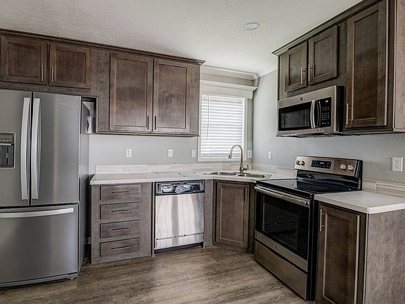 3rd image of 25501 Trost Blvd 34135-lt 69