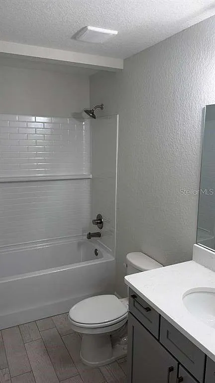 3 bed, 2.0 bath, 1440 sqft, $1,980 — Photo 4