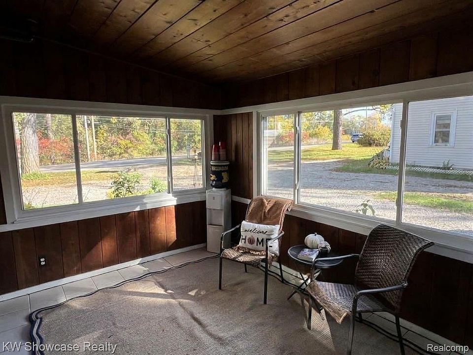 6735 Cooley Lake Rd, photo 27