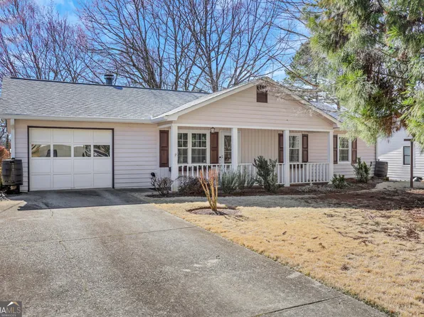 1006 Walnut Dr, Lawrenceville, GA 30044