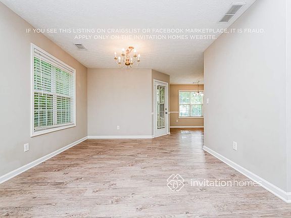 4th image of 2720 Hidden Creek Dr