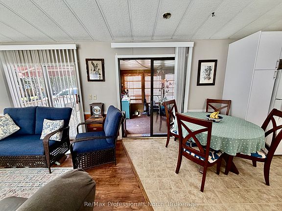 4th image of 1007 Racoon Rd #2