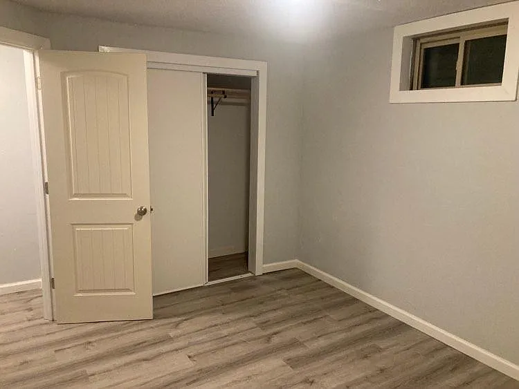 534 E Bridgeport Ave — Photo 14