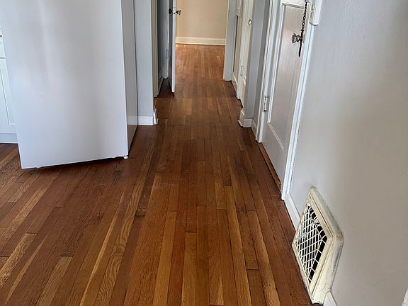 4th image of 5158-5160 Eichelberger St #1F