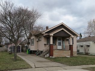 22031 Oakwood Ave, Eastpointe, MI