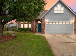 9703 S 92nd East Ave, Tulsa, OK 74133