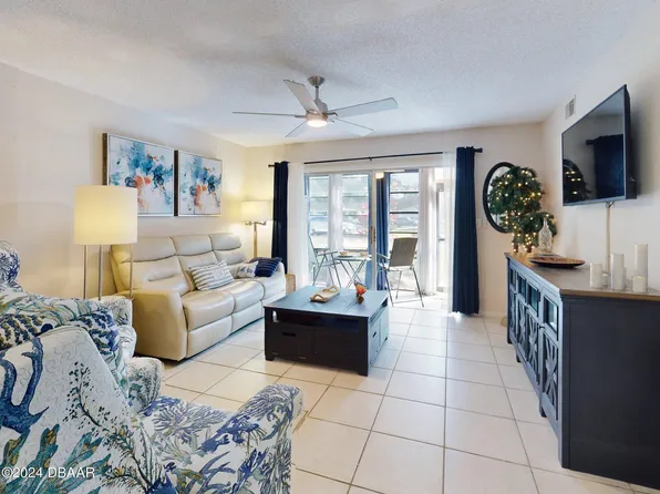3800 Saxon Dr #70-A7, New Smyrna Beach, FL 32169