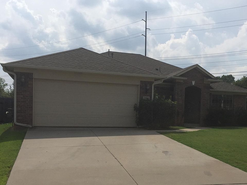 1st image of 2400 Lone Oak Dr