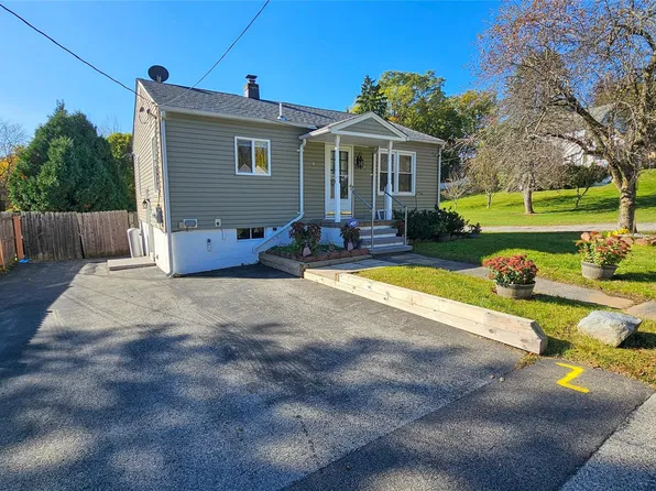 41 Birdsall Ave, Marlboro, NY 12542